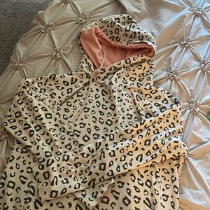 Ampersand Avenue Double-Hood XL